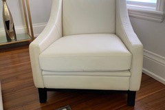 Selling: Cream Leather Single Lounge Armchair