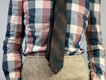 Selling: Vintage Necktie in Black and Copper