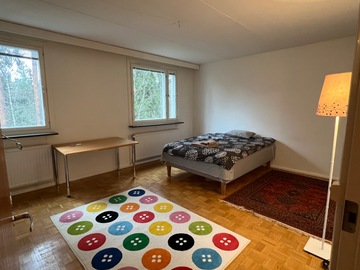 Annetaan vuokralle: Lovely room near Aalto University, Otaniemi 
