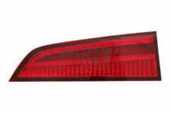 Selling with online payment: 2016 to 2018 Honda Pilot TRUNK LAMP RH HQ	