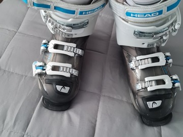 Selling Now: Head Ski Boots
