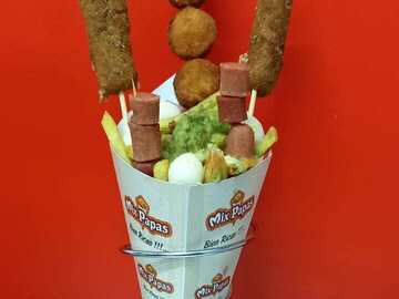 Servicios: Local de comidas rápidas 