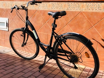 Renting out an item: Polkupyörä, Los Pacos (bicycle)