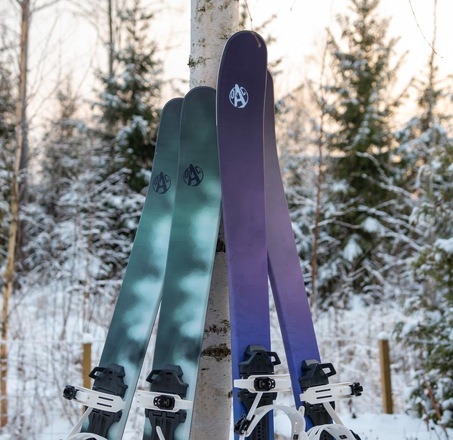 OAC – KAR 149 liukulumikenkiä