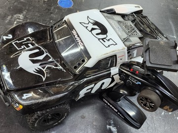Selling: Traxxas 4x4 Slash VXL with charger and battery