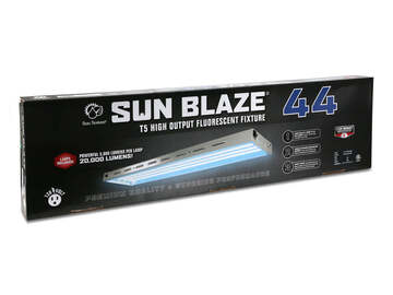 : Sun Blaze 44 - 4' 4 Lamp