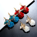 Comprar ahora:  30 Pairs Women's Rhinestone Resin Rose Flower Earrings