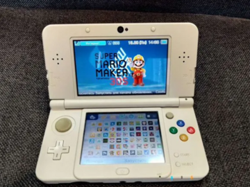 Selling: New nintendo 3ds