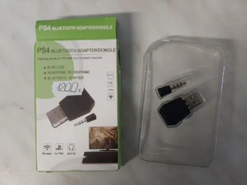 Selling: Bluetooth adapter for PlayStation 4 dongle