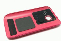 Selling with online payment: Nokia 603 battery cover, original and new, in magenta