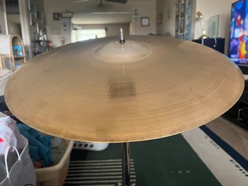 Selling with online payment: A. Zildjian & CIE Constantinople 22” brilliant ride