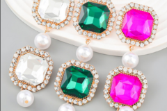 Buy Now: 20 Pairs of Luxury Rhinestone Pearl Square Earrings