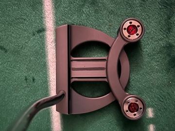 Sell with online payment: Scotty Cameron Futura X