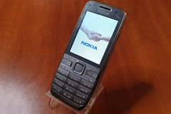 Selling with online payment: Nokia E52, unlocked, for repair