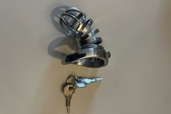 Vente: Tightly Packed Steel Chastity Cage