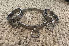 Selling: Steel handcuffs with matching Steel collar 