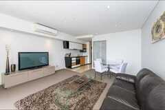 Renting out:                           Brisbane City QLD ,STUDENT OR WORK CLAS