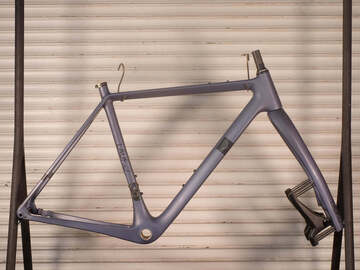 Selling with online payment: Lauf True Grit Frameset