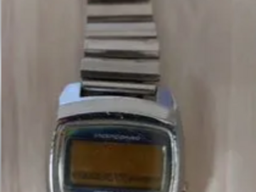 Selling: Watch Electronics with a bracelet