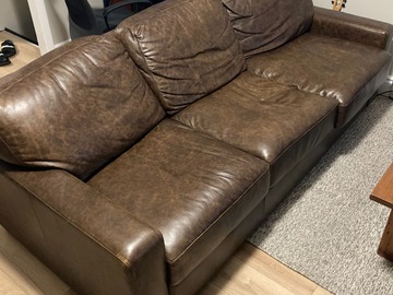 Individual Sellers: Leather Couch