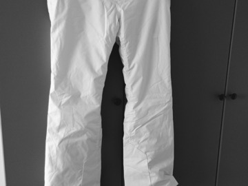 Selling with online payment: Women's ski pants size small