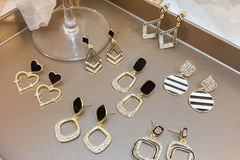 Buy Now: 70 pairs of geometric rhinestone earrings vintage hollow earrings
