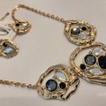 Bulk Lots: 5 Fashion Black and Gold necklace 