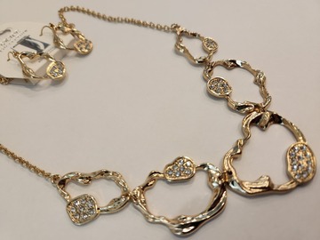 Bulk Lots: 6 Fashion  Gold necklace