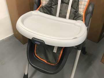Renting out with online payment: Child’s High Chair