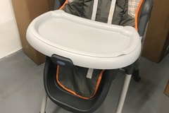 Renting out with online payment: Child’s High Chair