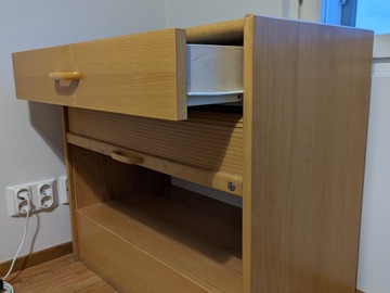 Annetaan: Shelf with drawers