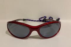 General outdoor: Red wrap sunglasses (youth)