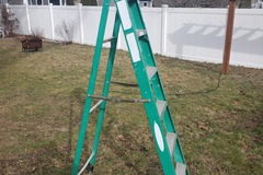 Renting out with online payment: 6 ft. Fiberglass Step Ladder