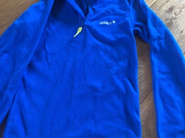 Selling with online payment: Blue fleece top