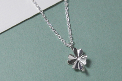  : four leaf clover pendant(Silver chain included)
