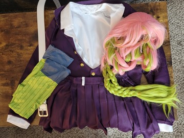Selling with online payment: Demon Slayer Mitsuri Kanroji Cosplay with Wig