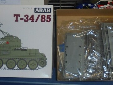 Selling with online payment: Arab T-34/85 Dragon # 3571 