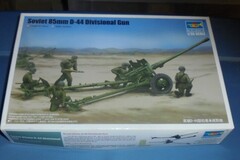 Selling with online payment: Soviet 85mm D44 Divisional Gun Trumpeter # 2339 