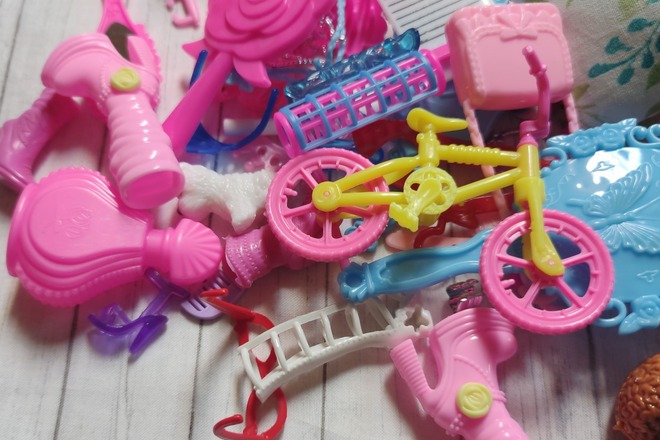 100pcs. Barbie Toy Accessories