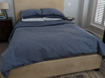 Individual Seller: Pottery Barn Queen Size Bed