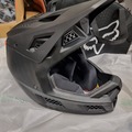 sell: HELM FOX Rpc Mips Ce/Cpsc Matte Carbon mit Tasche