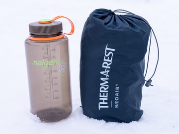 Renting out (by week): Therm-a-Rest NeoAir XTherm MAX Mat Regular
