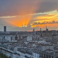 NOS JARDINS A LOUER: Toit terrasse 100 m² avec jardin avec vue 360° sur Paris