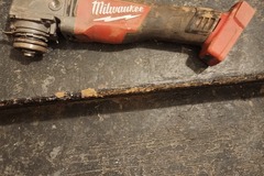 Renting out with online payment: Milwaukee Fuel Grinder 