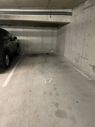 Seattle WA, Great covered parking just opposite KFC and TacoBell