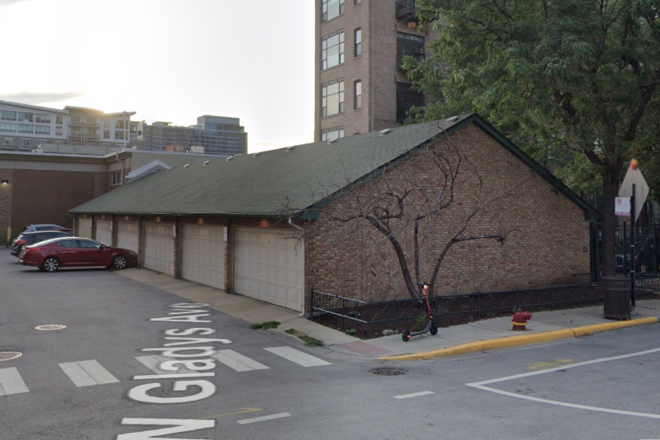 Chicago IL, Downtown Covered Garage Parking in the Loop