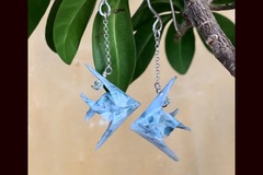 Vente au détail: Boucles d’oreilles pendantes argent et poisson origami  