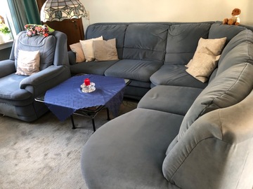 Biete Hilfe: Couch, mit der Bitte um Abholung 