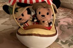 Selling with online payment: Mickey & Minnie Jungle Cruise Itty Bitty
