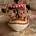 Selling with online payment: Mickey & Minnie Jungle Cruise Itty Bitty